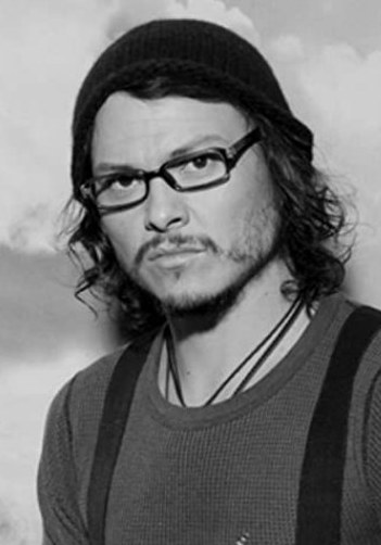 詹姆斯·伯德剧照