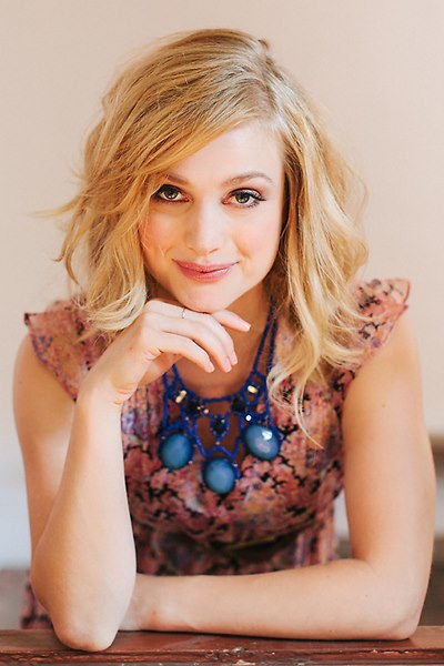 艾莉森·萨多尔剧照