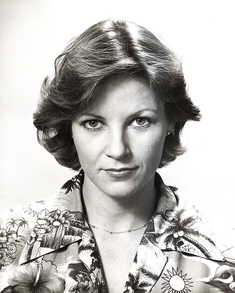 丽莎·艾科恩剧照