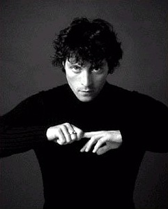 卢夫斯·塞维尔剧照