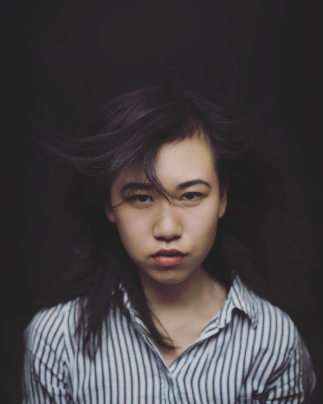 雷蒙娜·杨剧照