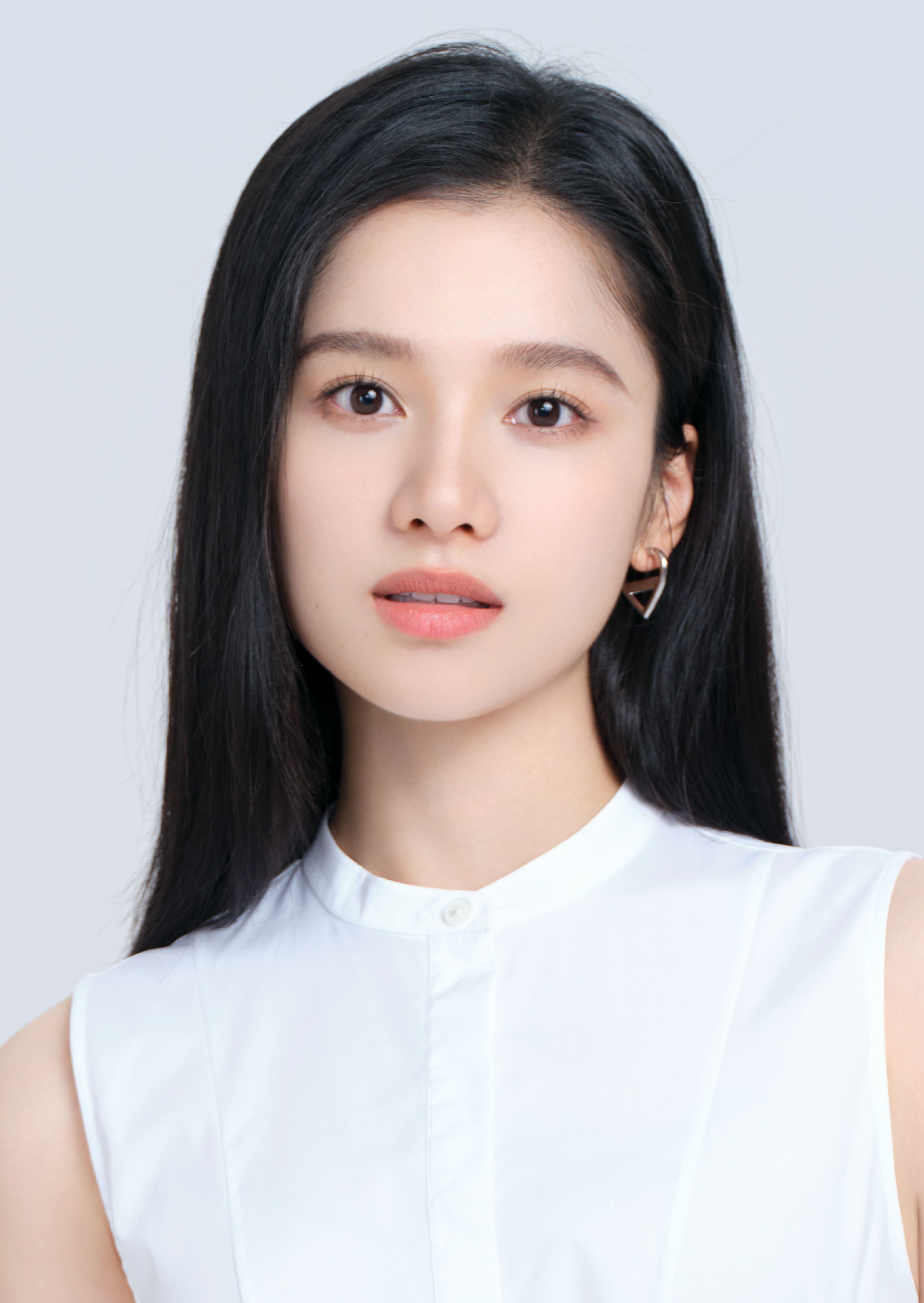 张婧仪剧照