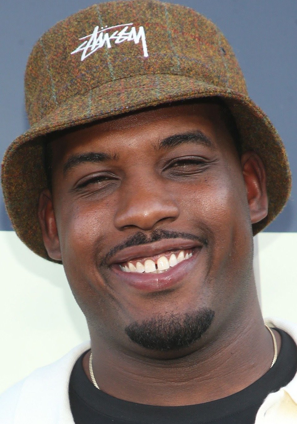 莱昂内尔·博伊斯（莱昂内尔·博伊斯饰演）