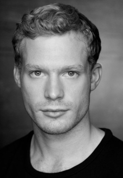 萨姆·里德（Lestat de Lioncourt饰演）