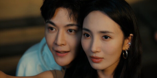 白日梦与她第13集剧照