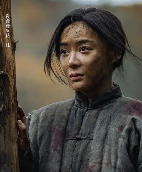 归队6集燃爆：袁姗姗化身“战地玫瑰”，实战军医双在线超吸睛！