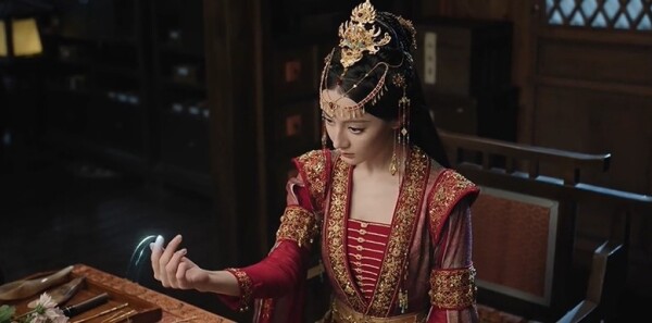 白日提灯第15集剧照