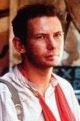 伊恩·哈特剧照