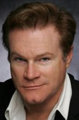 罗伯特·乌尔剧照