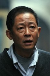 赵方圆（王志文饰演）