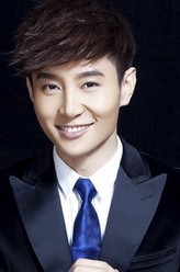 孙岩斌（李昕亮饰演）