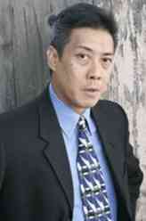 Jules-Pierre Mao（弗朗克西斯·周饰演）