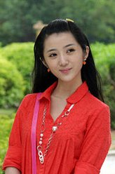 小渔（陈一娜饰演）