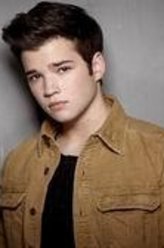 内森·克莱斯剧照