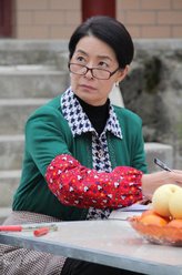 王桂香（顾艳饰演）