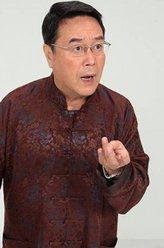 方处长（米铁增饰演）