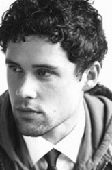 Mario Savetti（本·霍灵斯沃斯饰演）