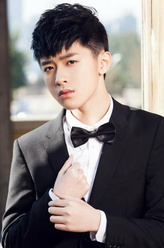 夏俊艾（张逸杰饰演）