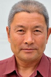 二舅（沙景昌饰演）