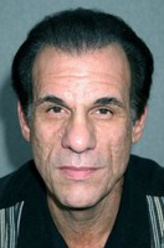 罗伯特·戴维剧照