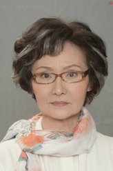 梁娇（雪妮饰演）