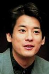 京极浩介（唐泽寿明饰演）