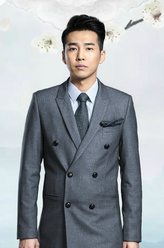 易连慎（邹廷威饰演）