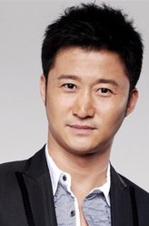 裴元庆（吴京饰演）