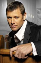 格兰特·秀（格兰特·秀饰演）