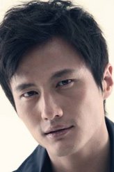 秦枫（尹子维饰演）