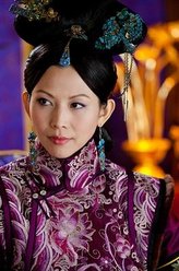 哲哲（蔡少芬饰演）