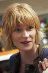 克莱尔·斯金纳（克莱尔·斯金纳饰演）