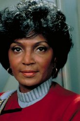 Uhura（尼切尔·尼克斯饰演）