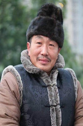 吴文贤（杜源饰演）