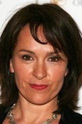 Doreen Price（朱丽叶特·奥布瑞饰演）