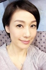 方国立助理（江美仪饰演）