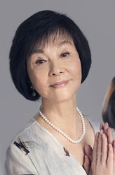 归亚蕾剧照