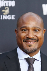 塞斯·吉列姆（塞斯·吉列姆饰演）