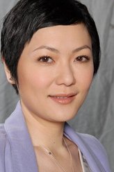女警察（田蕊妮饰演）