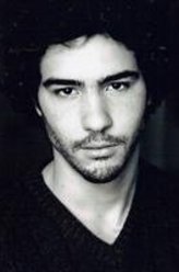 塔哈·拉希姆剧照