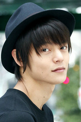 关隆弘（洼田正孝饰演）