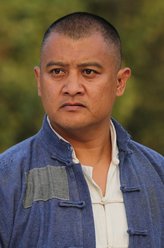 尉迟恭（寇占文饰演）