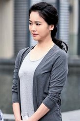 许婷（左小青饰演）