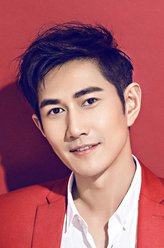 王大伟（何明翰饰演）