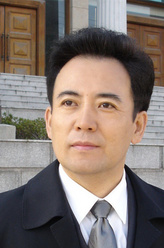 郭伟华（郭伟华饰演）