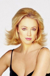 Sienna（琳赛·麦克恩饰演）