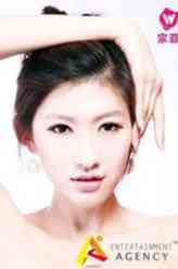 费兰奇妻子（宗菲饰演）