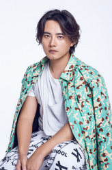 谭越（黄阅饰演）