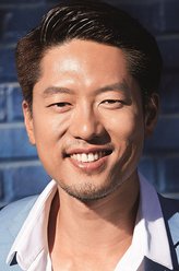 李烈钧（凌潇肃饰演）