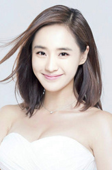 乌诗玛（王智饰演）